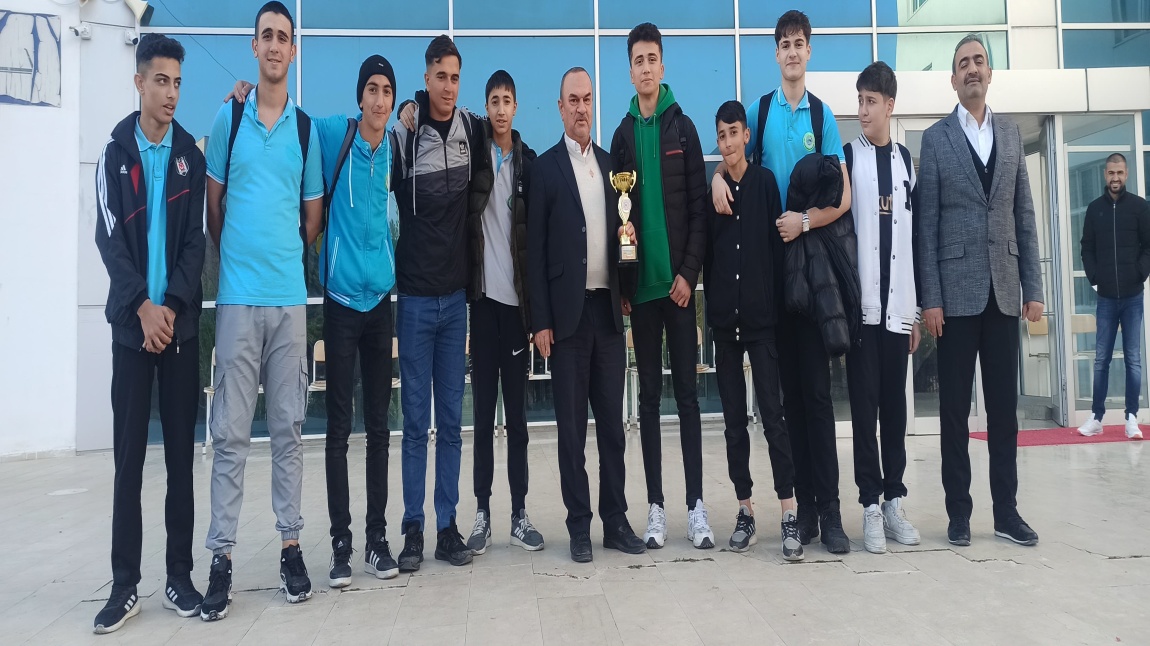 Basketbolda İlk Üçüncülüğü 